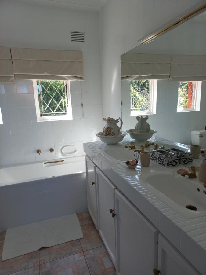 18 Pioneer Bnb Kloof Exteriör bild