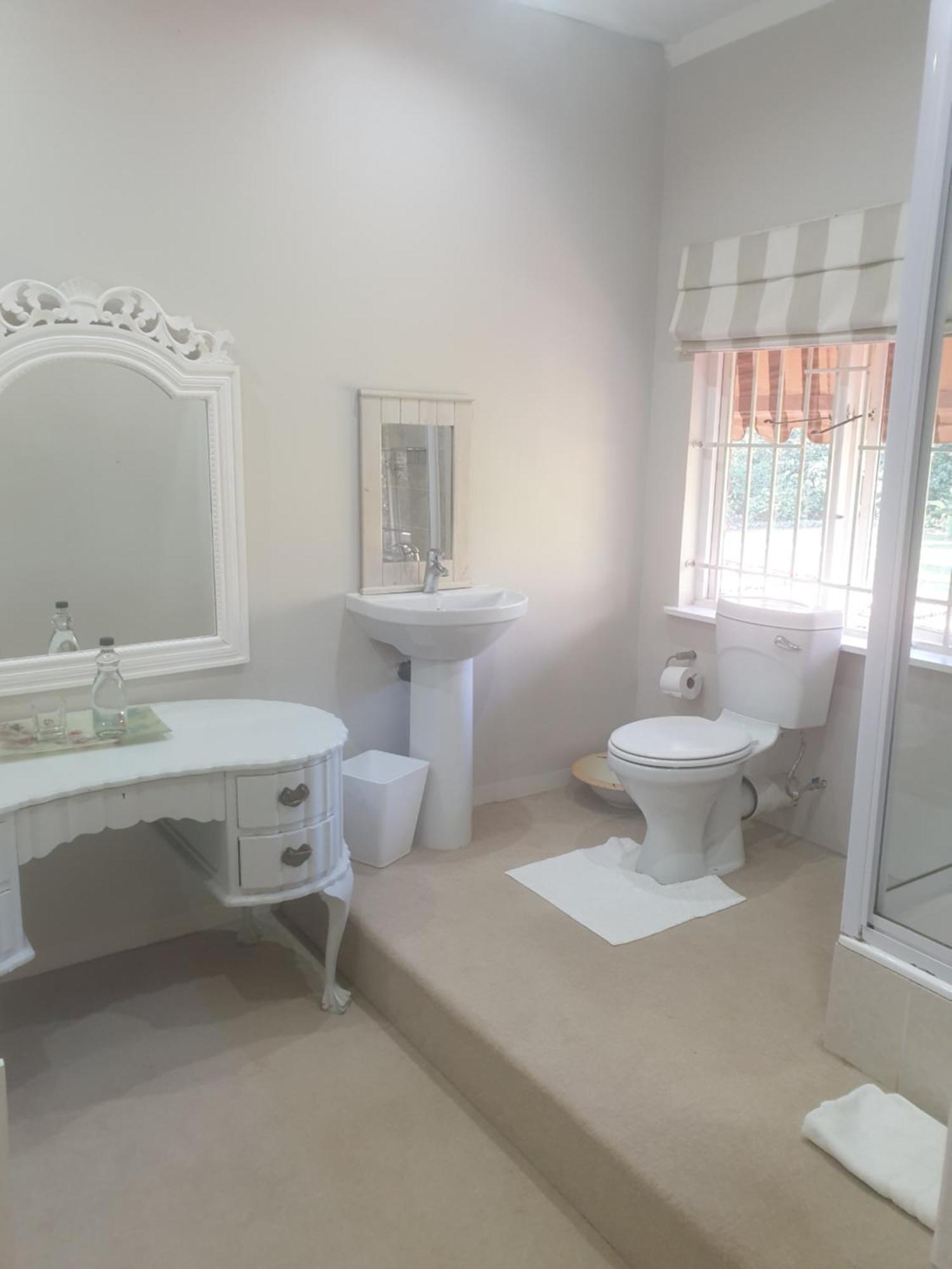 18 Pioneer Bnb Kloof Exteriör bild